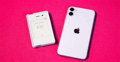 phgonemild_2|This $300 Minimalist Phone Finally Allows Me to Live .